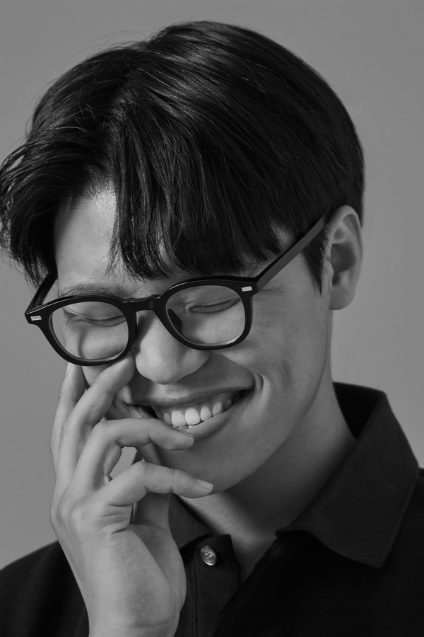 전시기획사 고운,기획전 ‘Emograph : 감정을 시각화하다’에서 한정판 아트 굿즈 와인 공개…수익 전액을 신진작가 후원