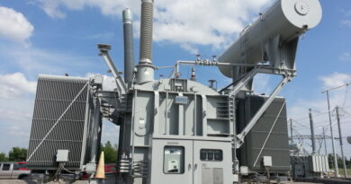 효성중공업, 장중 첫 400만원 돌파…북미 전력망 수요에 목표가 줄상향