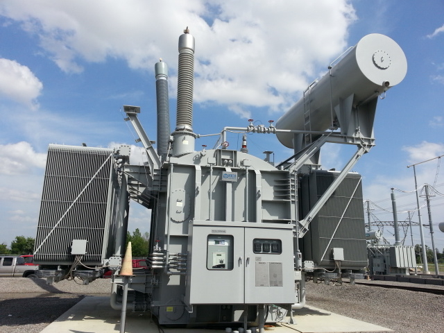 효성중공업, 장중 첫 400만원 돌파…북미 전력망 수요에 목표가 줄상향