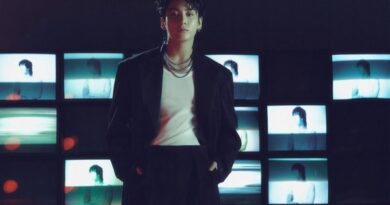 글로벌 스트리밍 플랫폼에서 BTS 정국 솔로곡 ‘스탠딩 넥스트 투 유’ 15억 재생 기록하며 디지털 음악 소비 패턴 반영