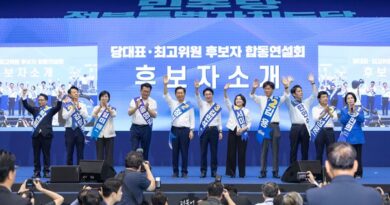 민주당 새 대표 김민석…선호투표 끝 54.08로 정청래 제쳤다